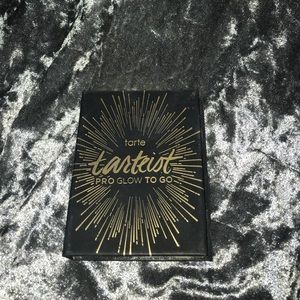 Tarte Tarteist On-the-go Glow palette